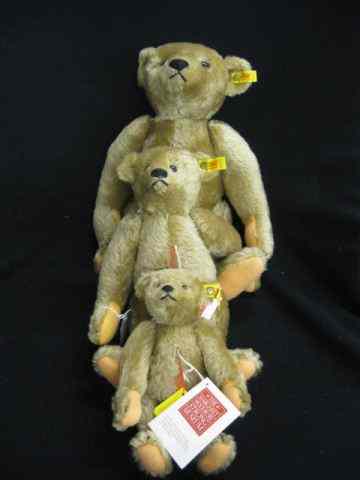 Appraisal: Steiff Plush Bear Toys a family trio copies of the