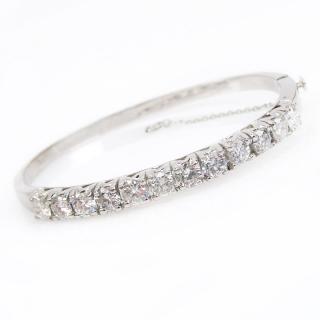 Appraisal: Carat Round Brilliant Cut Diamond and Karat White Gold Cuff