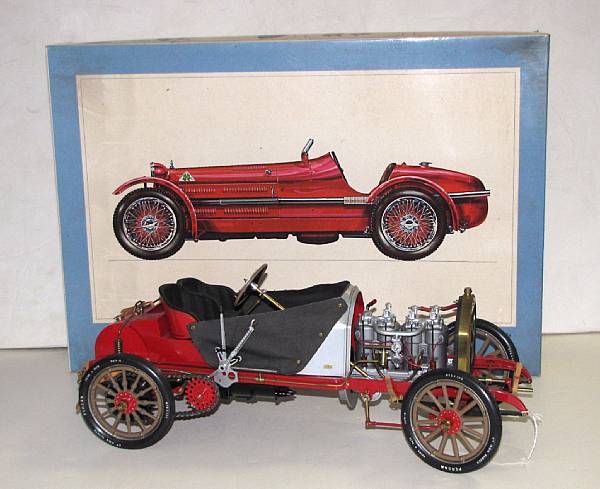 Appraisal: th scale model kits Lot includes a Pocher Monza Alfa