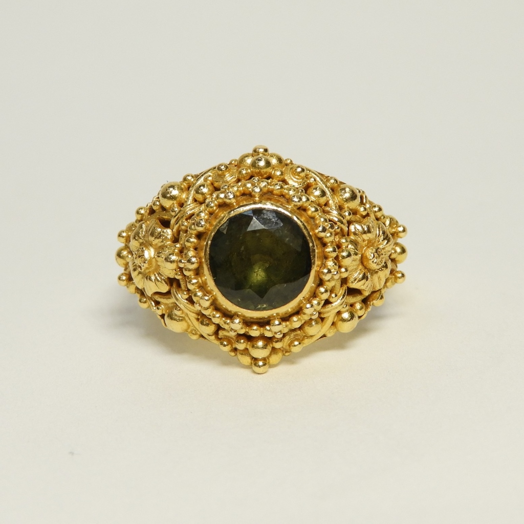 Appraisal: FINE INDIAN MUGHAL K GOLD TOURMALINE RING India th CenturyCentral