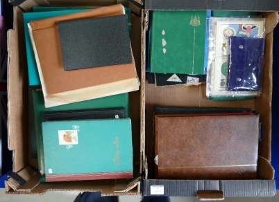 Appraisal: A large collection of world stamps in albums trays