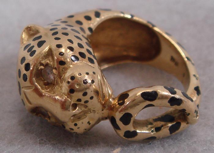 Appraisal: K yg Leopard Ring Leopard head and tail black enameled