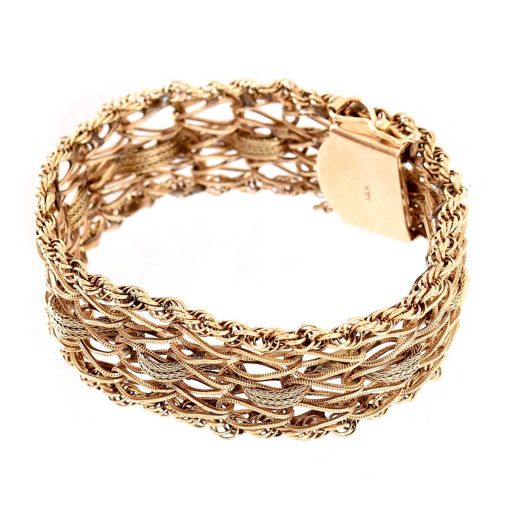 Appraisal: Vintage K Charm Bracelet Vintage Karat Yellow Gold Flexible Mesh