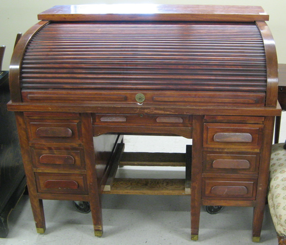 Appraisal: MAHOGANY ROLL TOP DESK American early th century The double