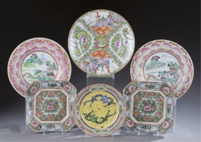 Appraisal: Group of Early th C Chinese Porcelain First half of