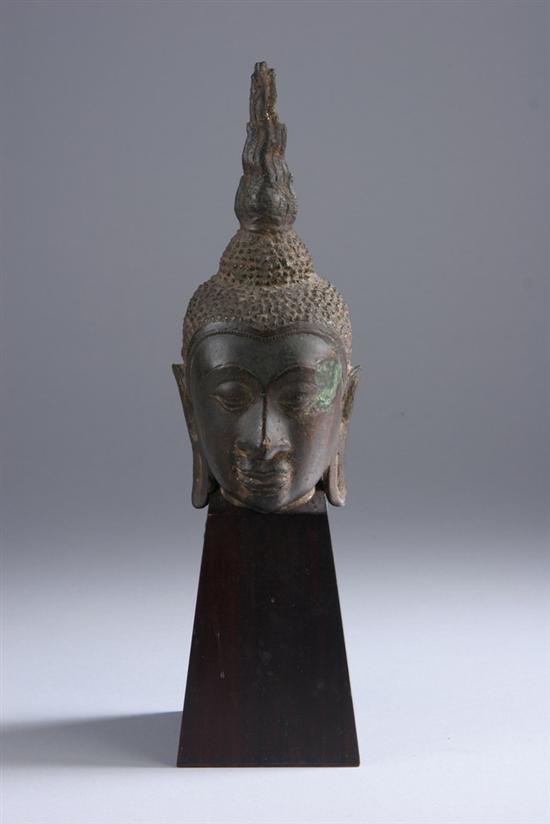 Appraisal: NORTHERN THAI BRONZE HEAD OF BUDDHA th- th century Face