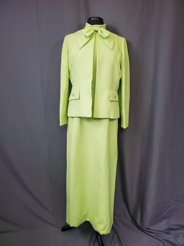 Appraisal: Vintage Ladies Lime Green Dress with Jacket by Stephan Casuals