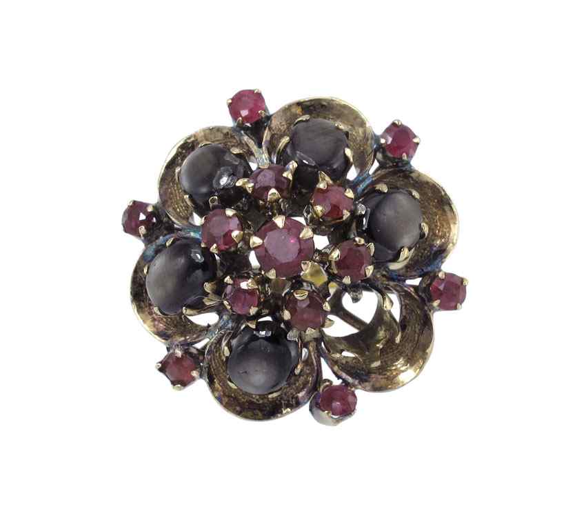 Appraisal: K RUBY AND BLACK STAR SAPPHIRE RING K yellow gold