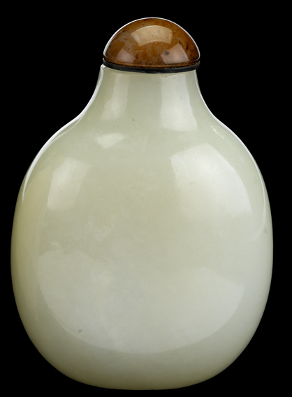 Appraisal: Chinese white jade snuff bottle th century