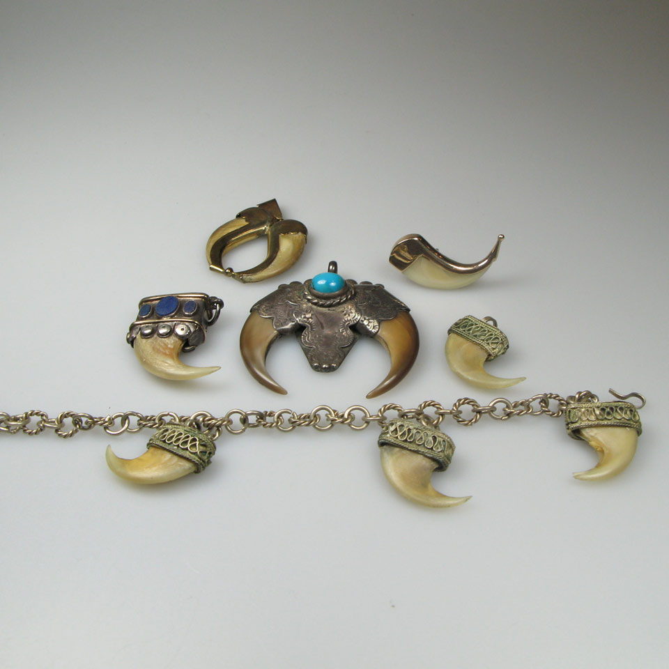 Appraisal: Pieces Of Tiger-Claw Jewellery in k yellow gold silver and