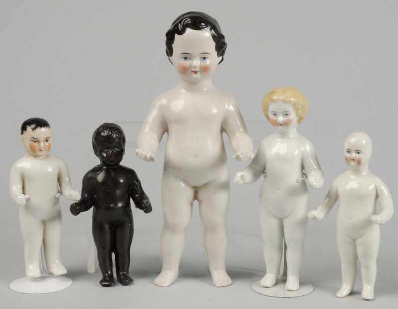 Appraisal: Lot of German China Bathing Dolls Description Also called Frozen