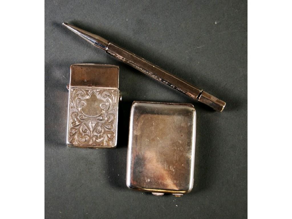 Appraisal: AN EARLY 's STERLING SILVER CIGARETTE LIGHTER engraved with foliate