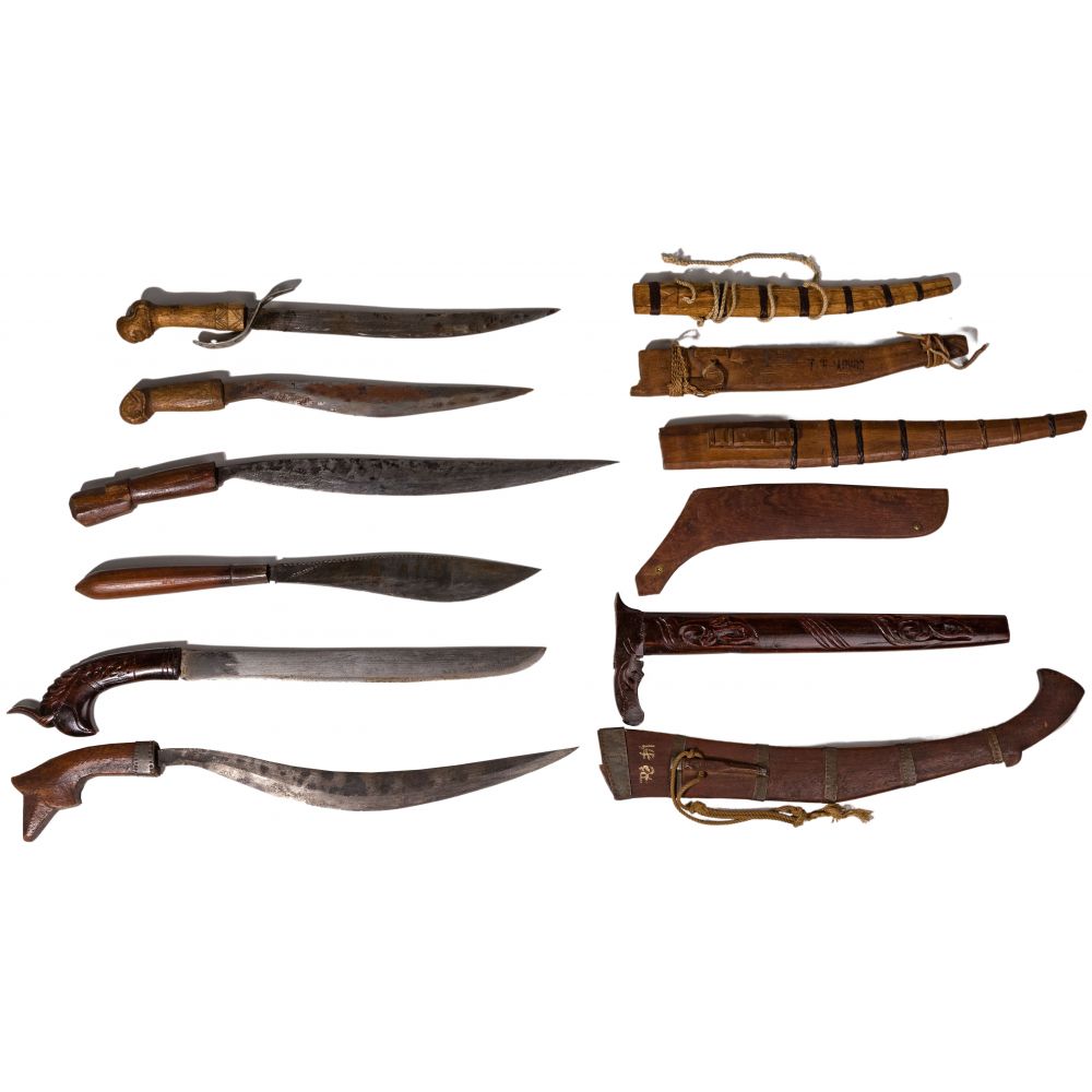 Appraisal: SOUTHEAST ASIAN KNIFE ASSORTMENT Indonesian and Malaysian variations of goluk