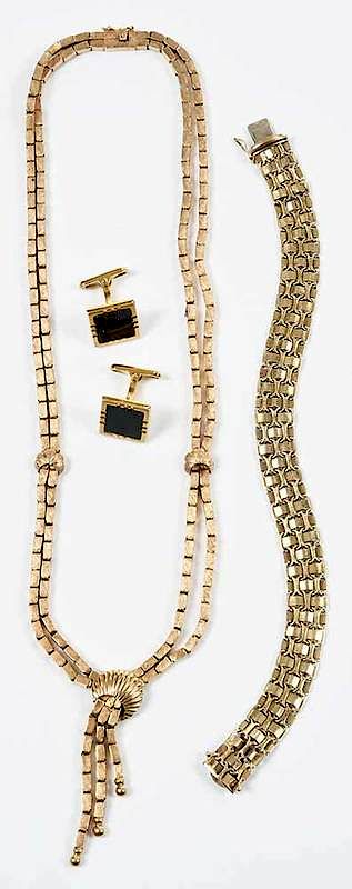 Appraisal: Three Pieces Jewelry necklace double strand textured links stamped K