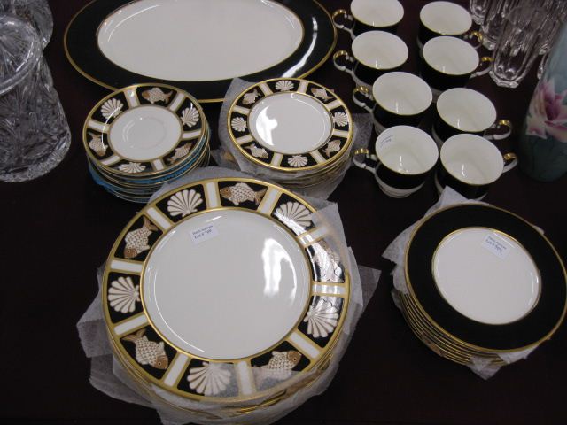 Appraisal: pc Mikasa Fish Shell China Service for gold black trim