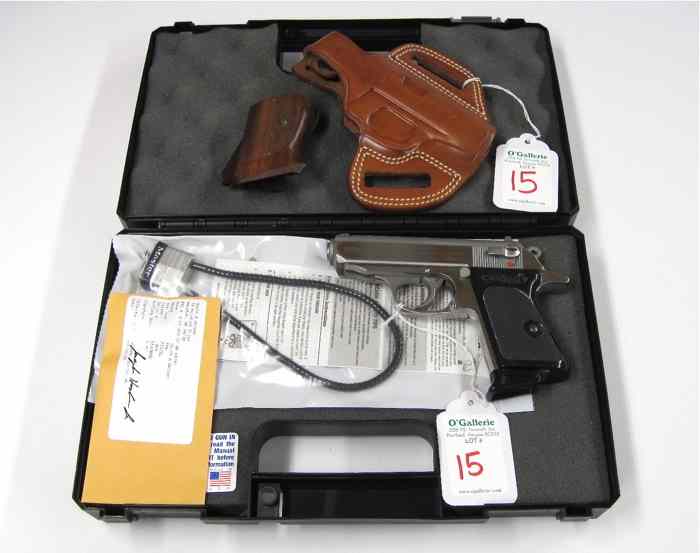 Appraisal: WALTHER PPK MODEL DOUBLE ACTION SEMI AUTOMATIC PISTOL mm Kurz