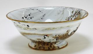 Appraisal: LG Japanese Kutani Porcelain Crane Center Bowl JAPAN MEIJI PERIOD