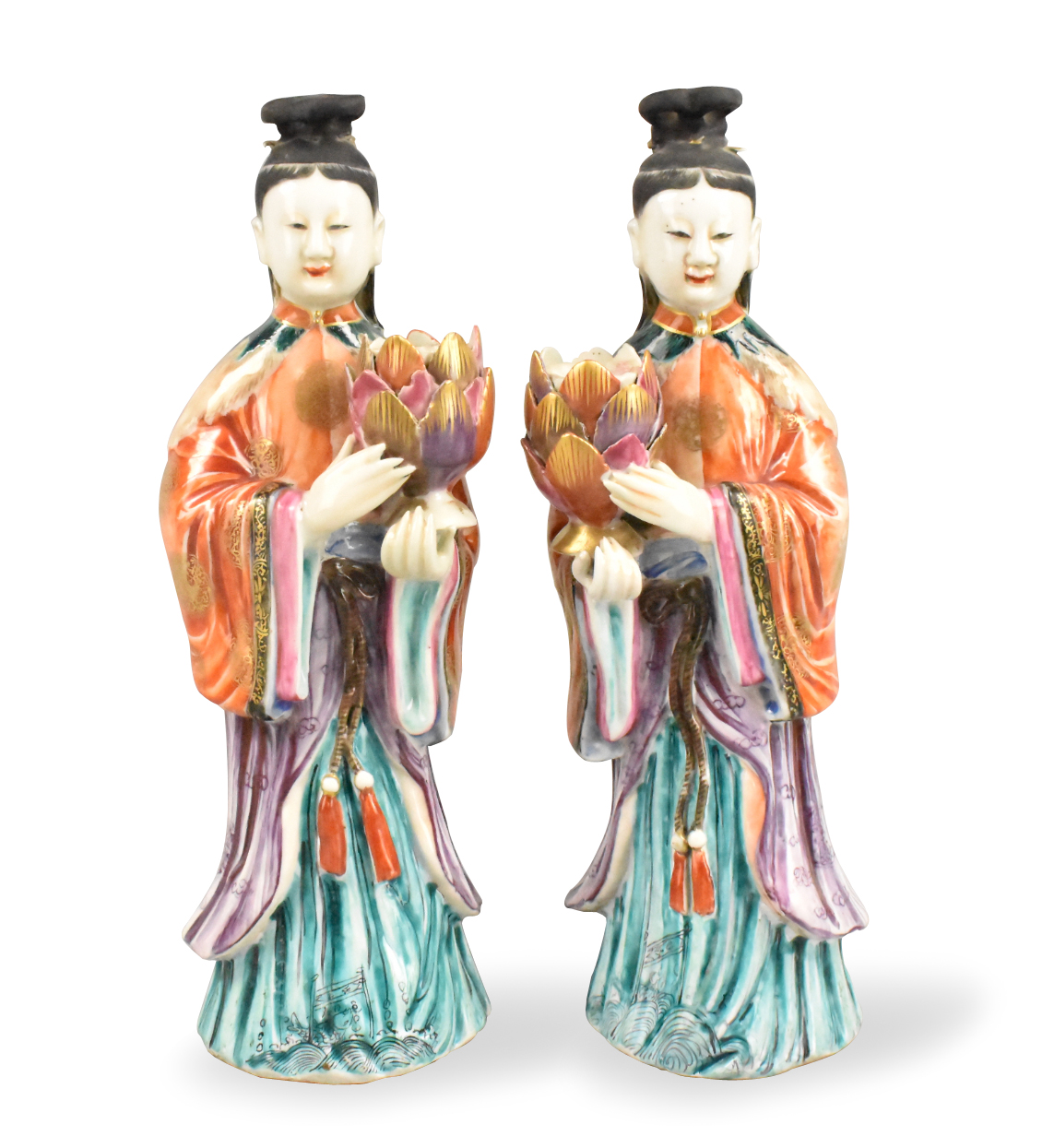 Appraisal: Chinese Qianlong Period the women holding lotus form vase stand