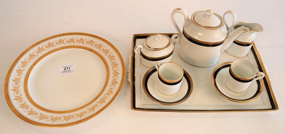 Appraisal: Piece Richard Ginori China Lot to include a set of