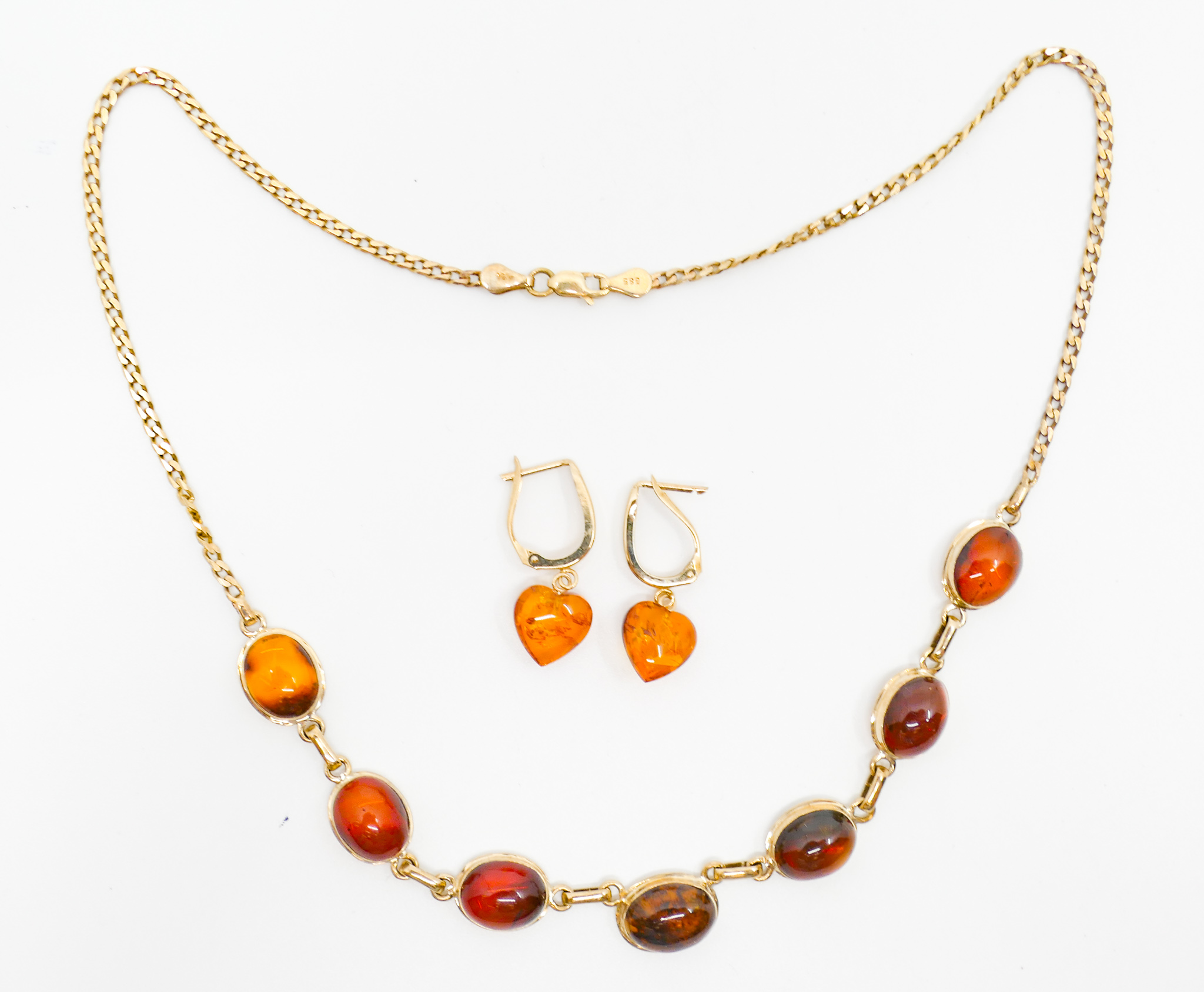 Appraisal: pc Ladies k Amber Cabochon Necklace and Heart Earrings -