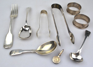 Appraisal: A George IV silver fiddle pattern caddy spoon James Beebe