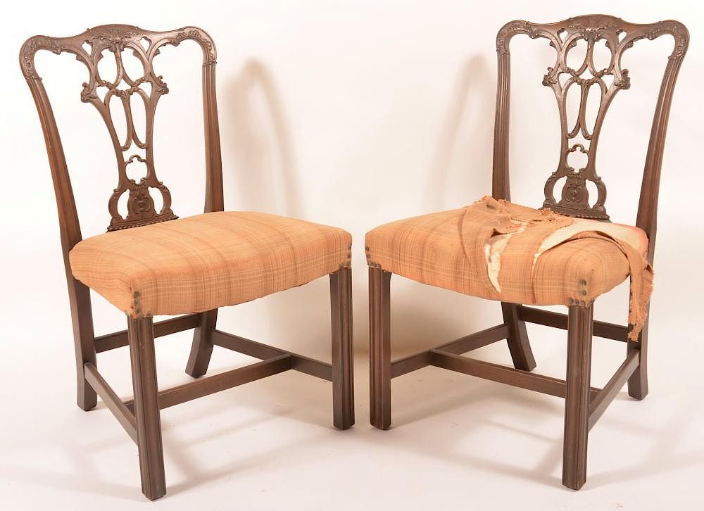 Appraisal: Pair of Chippendale Style Mahogany Sidechairs Pair of Chippendale Style