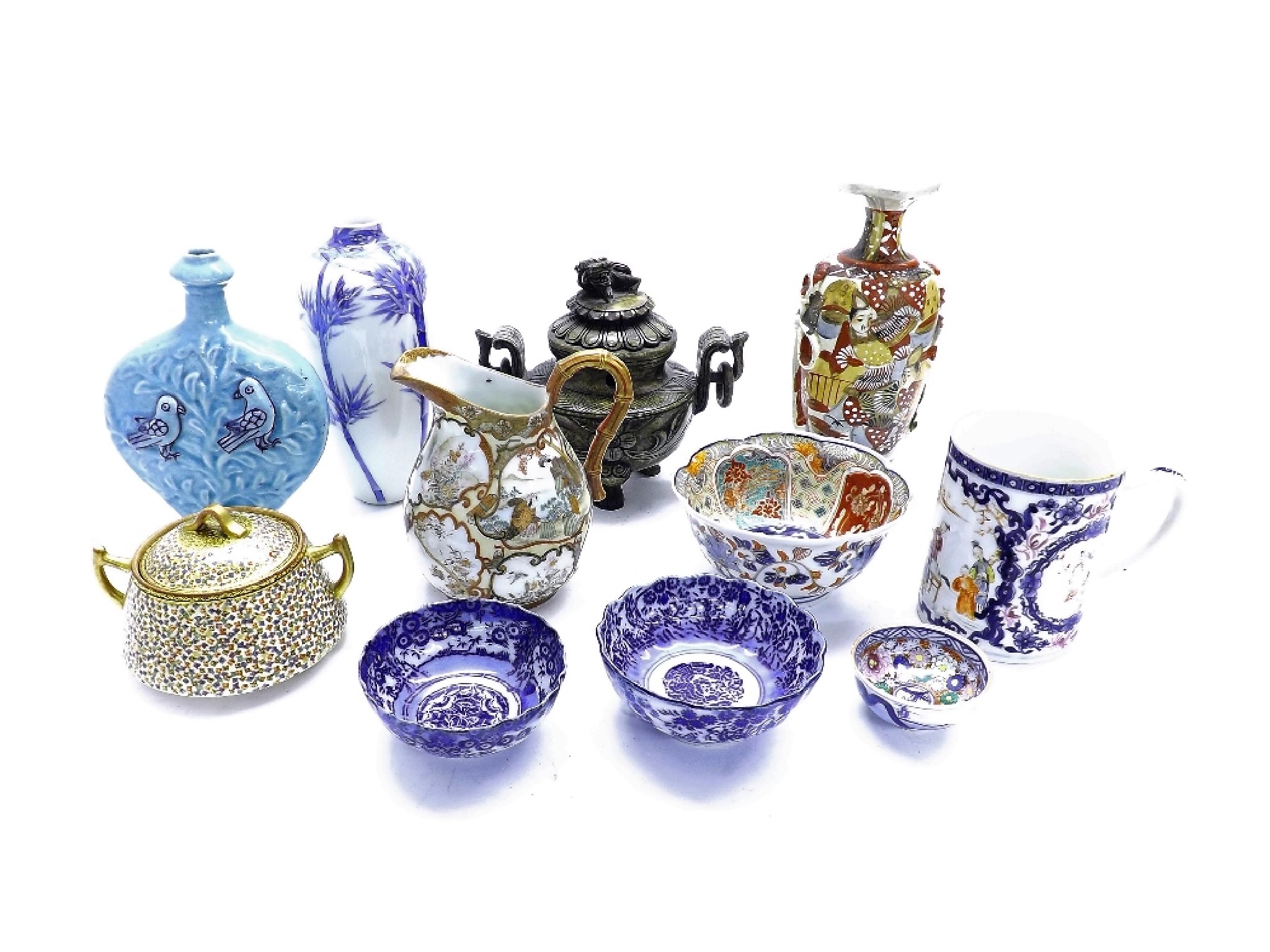 Appraisal: Mixed Oriental ceramics to include Chinese famille rose tankard at