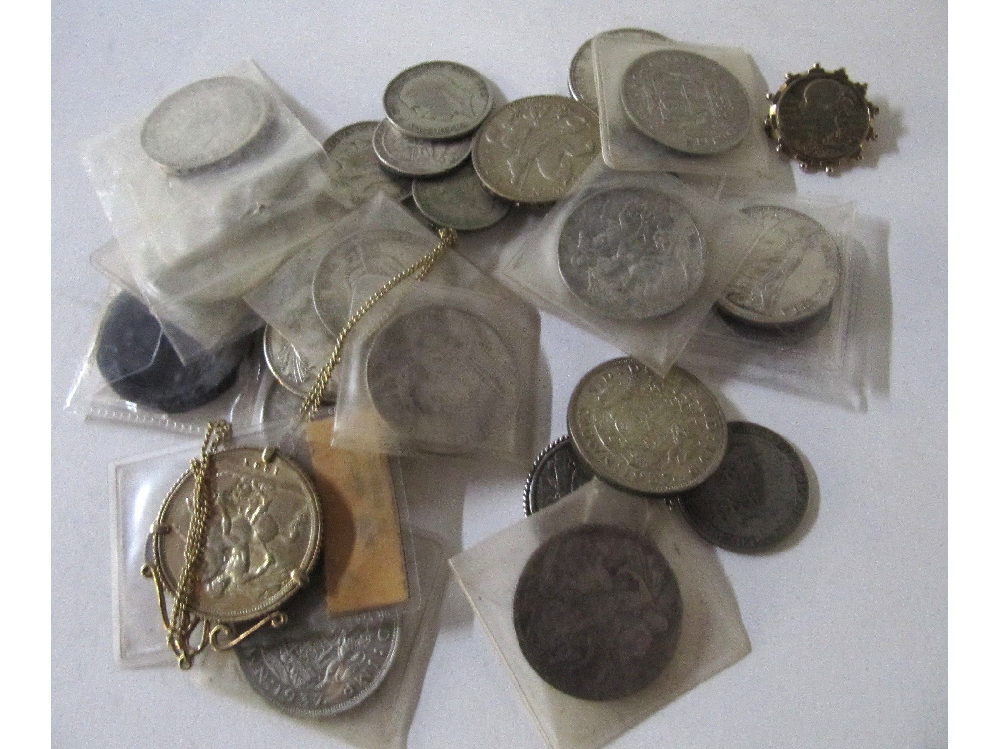 Appraisal: A collection of Victorian George V and George VI crowns