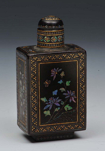 Appraisal: A CHINESE LACQUER BURGETTE SNUFF BOTTLE of rectangular form with