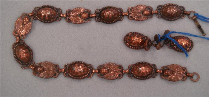 Appraisal: Vintage copper necklace and earrings of Etruscan design Estimate -