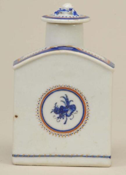 Appraisal: Chinese Export Porcelain Tea Caddy Description th Century Blue iron