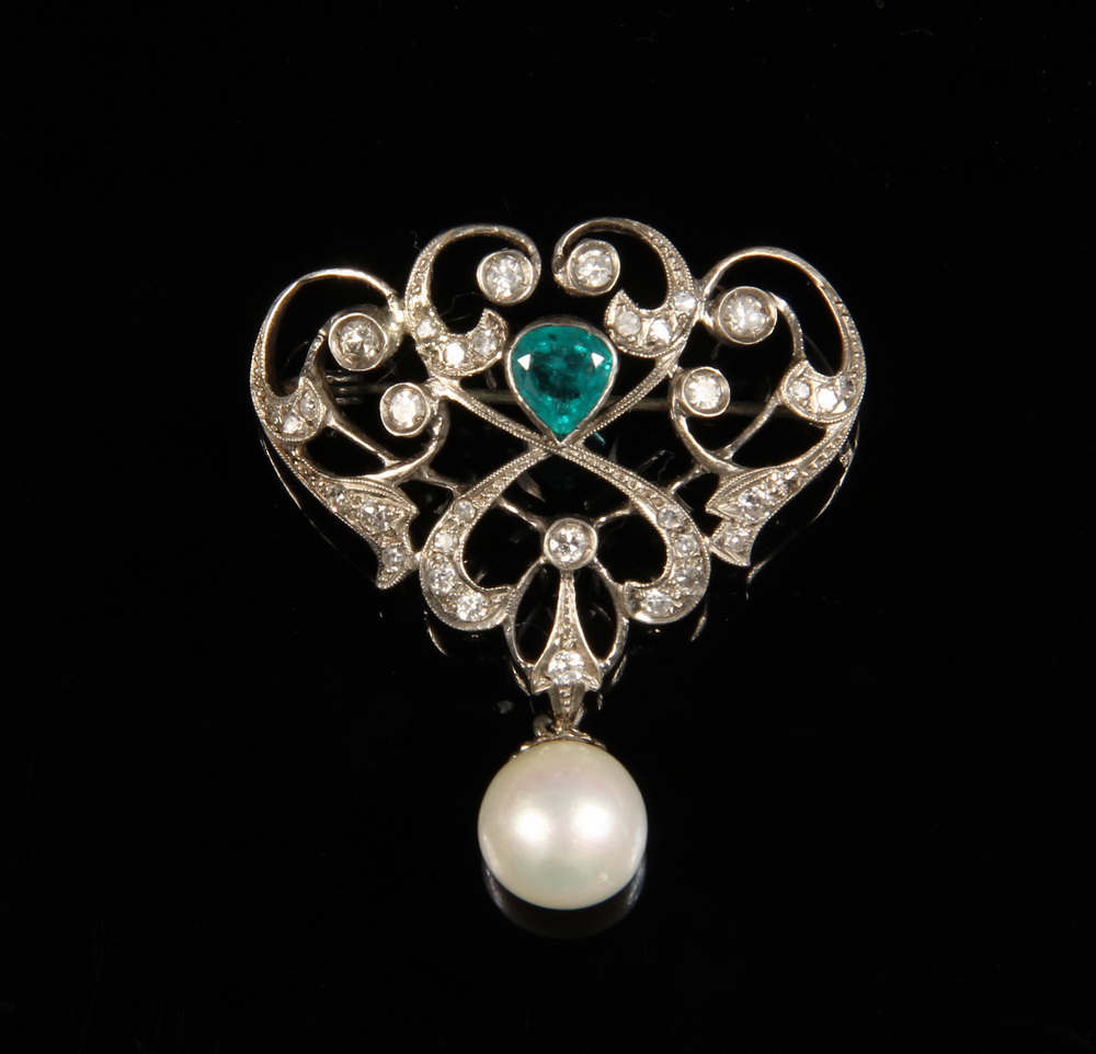 Appraisal: BROOCH - Antique K White Gold Emerald Diamond and Pearl