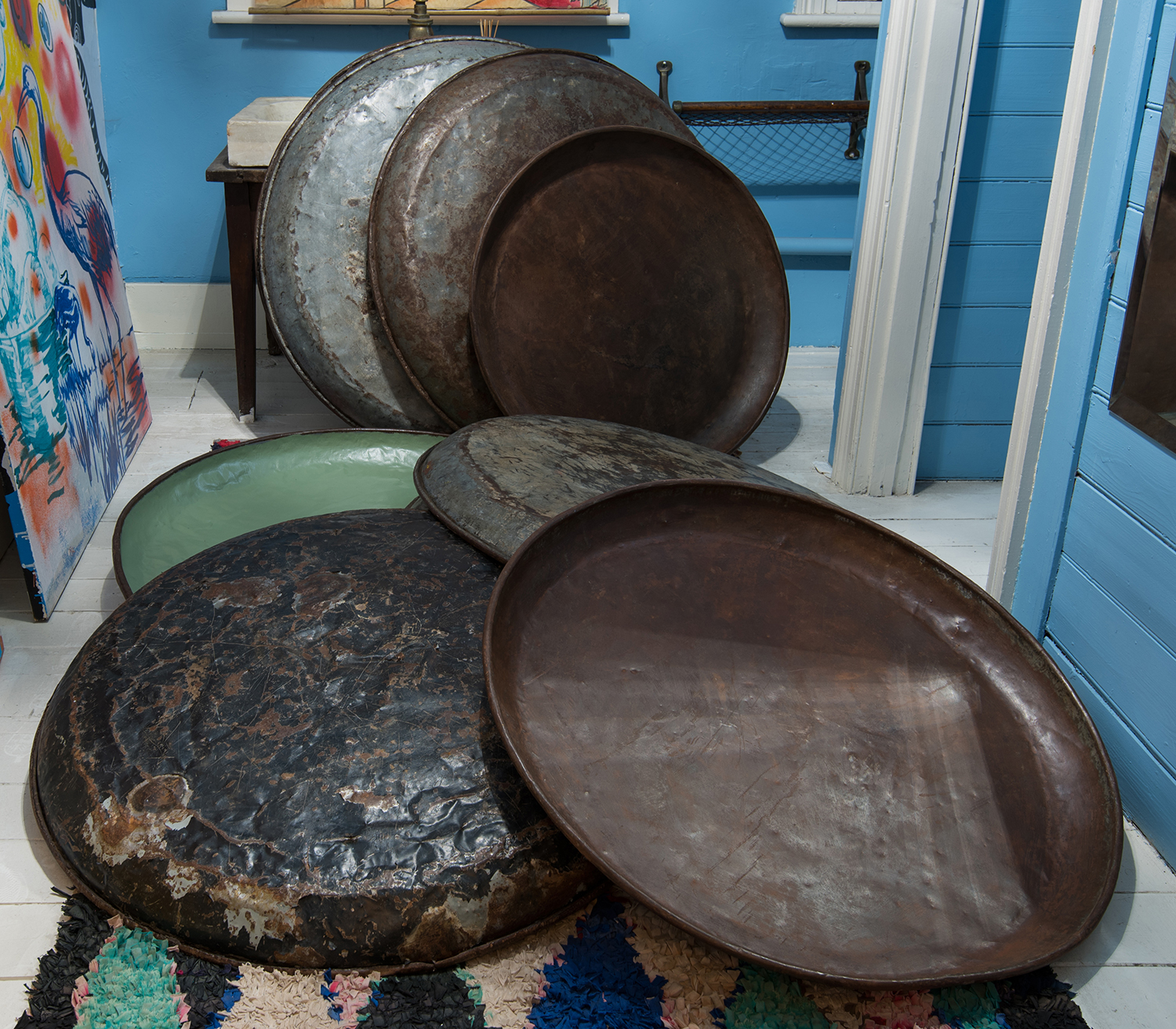 Appraisal: A QUANTITY OF LARGE METAL DISHES Largest cm w