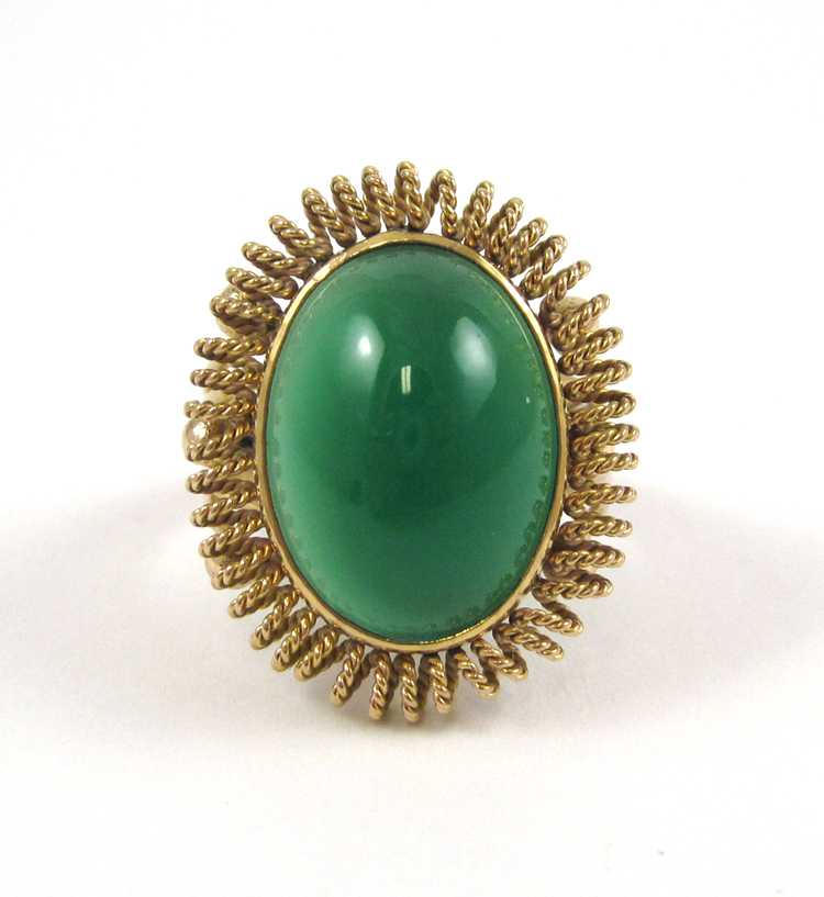 Appraisal: GREEN CHALCEDONY AND FOURTEEN KARAT GOLD RING The rose gold