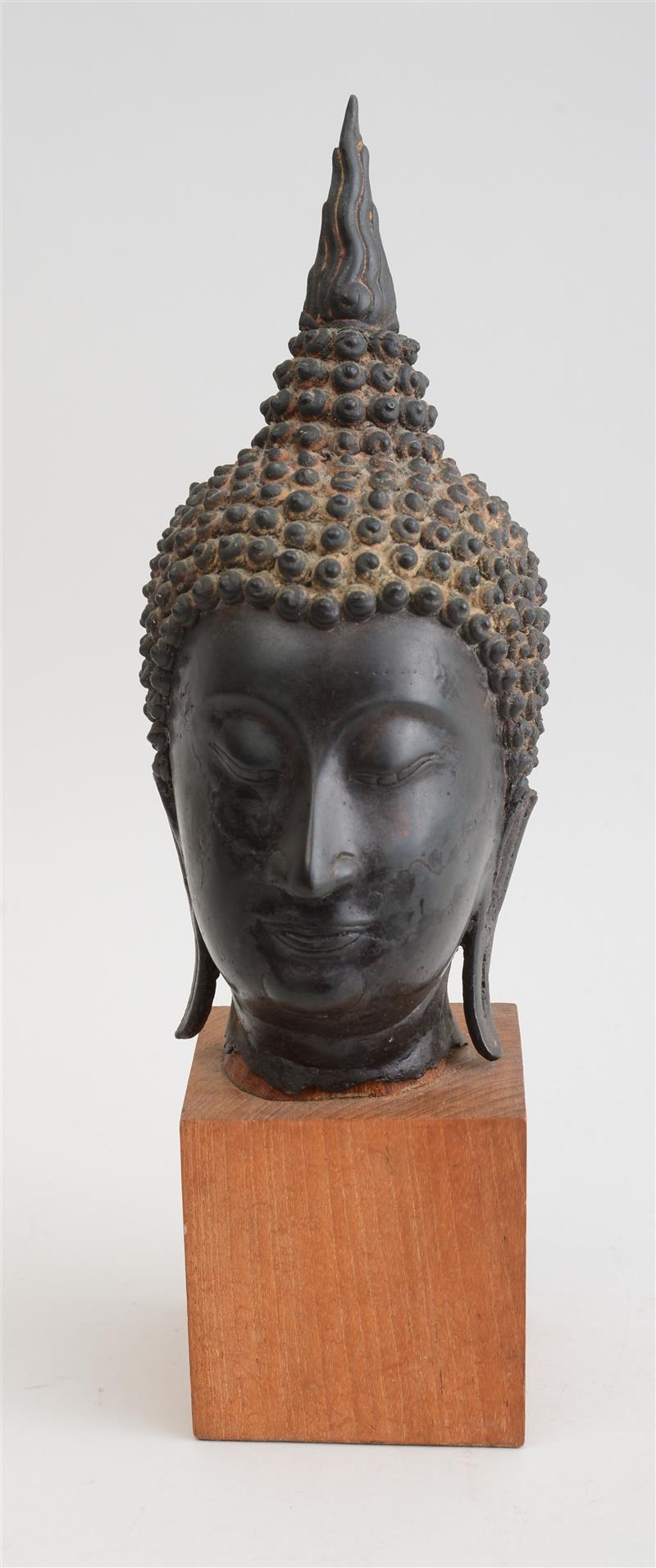 Appraisal: THAI BRONZE HEAD OF BUDDHA IN THE SUKHOTHAI STYLE The