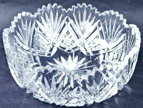 Appraisal: A thC heavy crystal bowl with flower head rim star