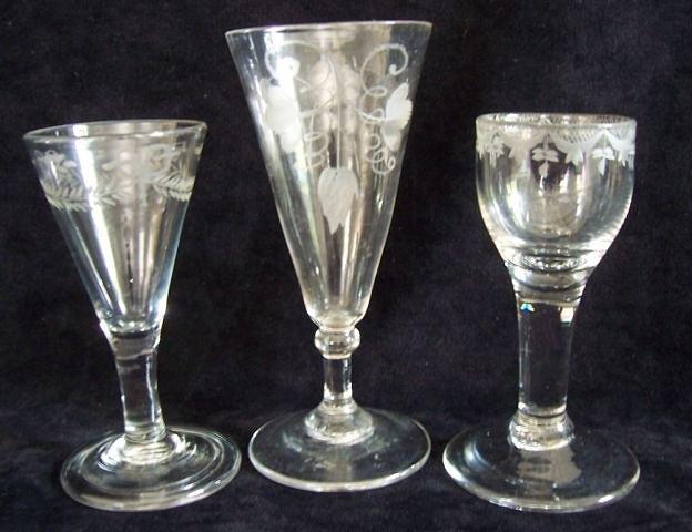 Appraisal: An th Century engraved ale glass with knopped stem and