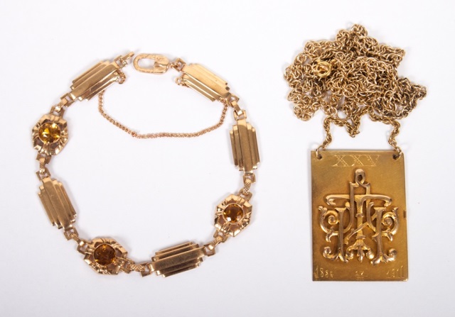 Appraisal: Lady's K gold necklace and K bracelet the thin chain