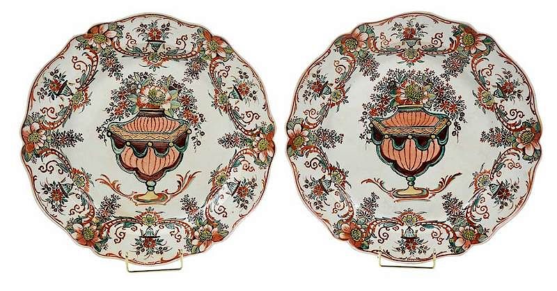 Appraisal: Pair of Leeds Scalloped Edge Round Platters British th century