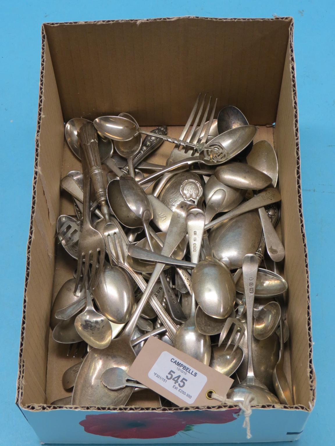 Appraisal: A quantity of silver cutlery th century and later approx