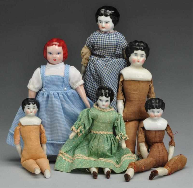 Appraisal: Lot of Small China Head Dolls Description with s black