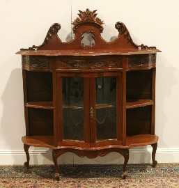 Appraisal: A Victorian mahogany cabinet cm wide cm deep cm high