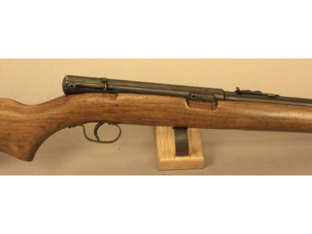 Appraisal: Winchester Model Cal SN A semi automatic rifle with tubular