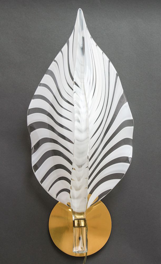 Appraisal: Mid-Century Italian Murano Glass Leaf Sconce Mid-Century Italian Murano white