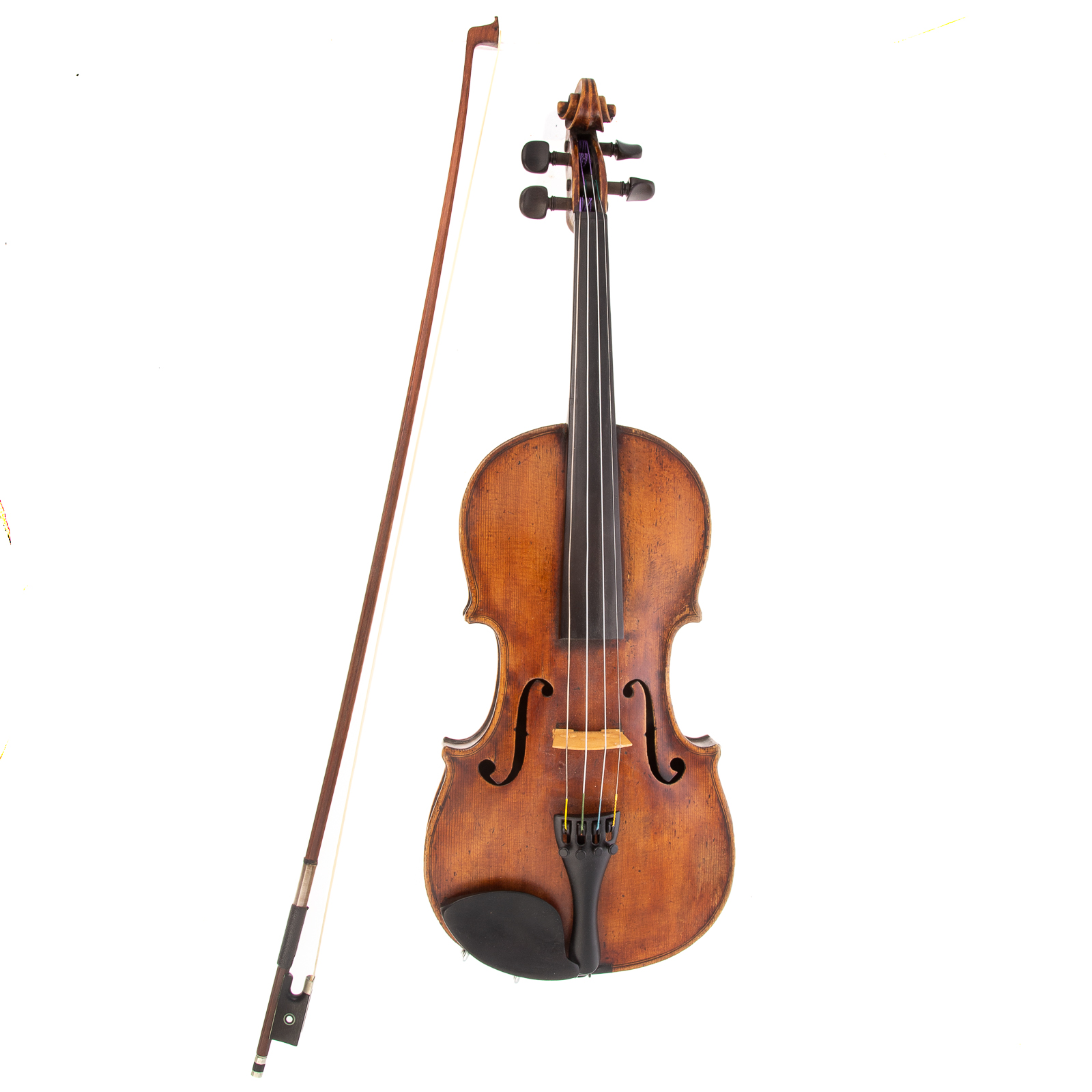 Appraisal: A FINE ANTIQUE VIOLIN WITH ACCESSORIES Comprising an unmarked violin