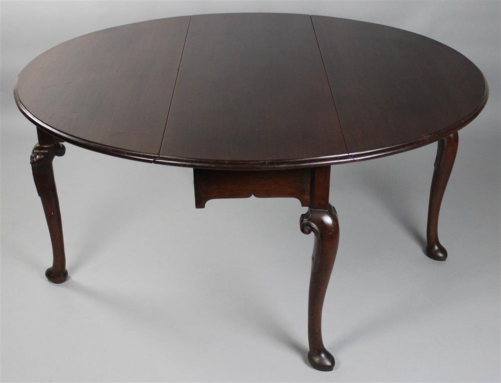 Appraisal: QUEEN ANNE WALNUT DROP LEAF TABLE CIRCA the rectangular top