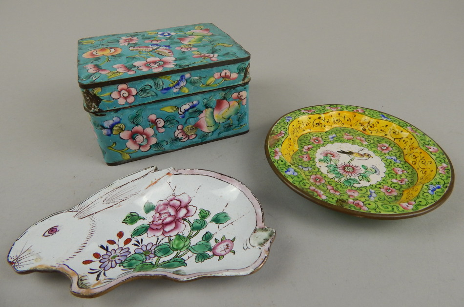 Appraisal: Various thC Chinese enamel ware comprising a rabbit shaped dish