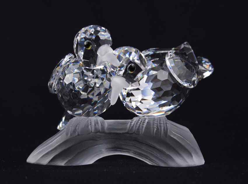 Appraisal: SWAROVSKI CRYSTAL FIGURINES CARING SHARING SERIES TURTLEDOVES ''Amour'' D X