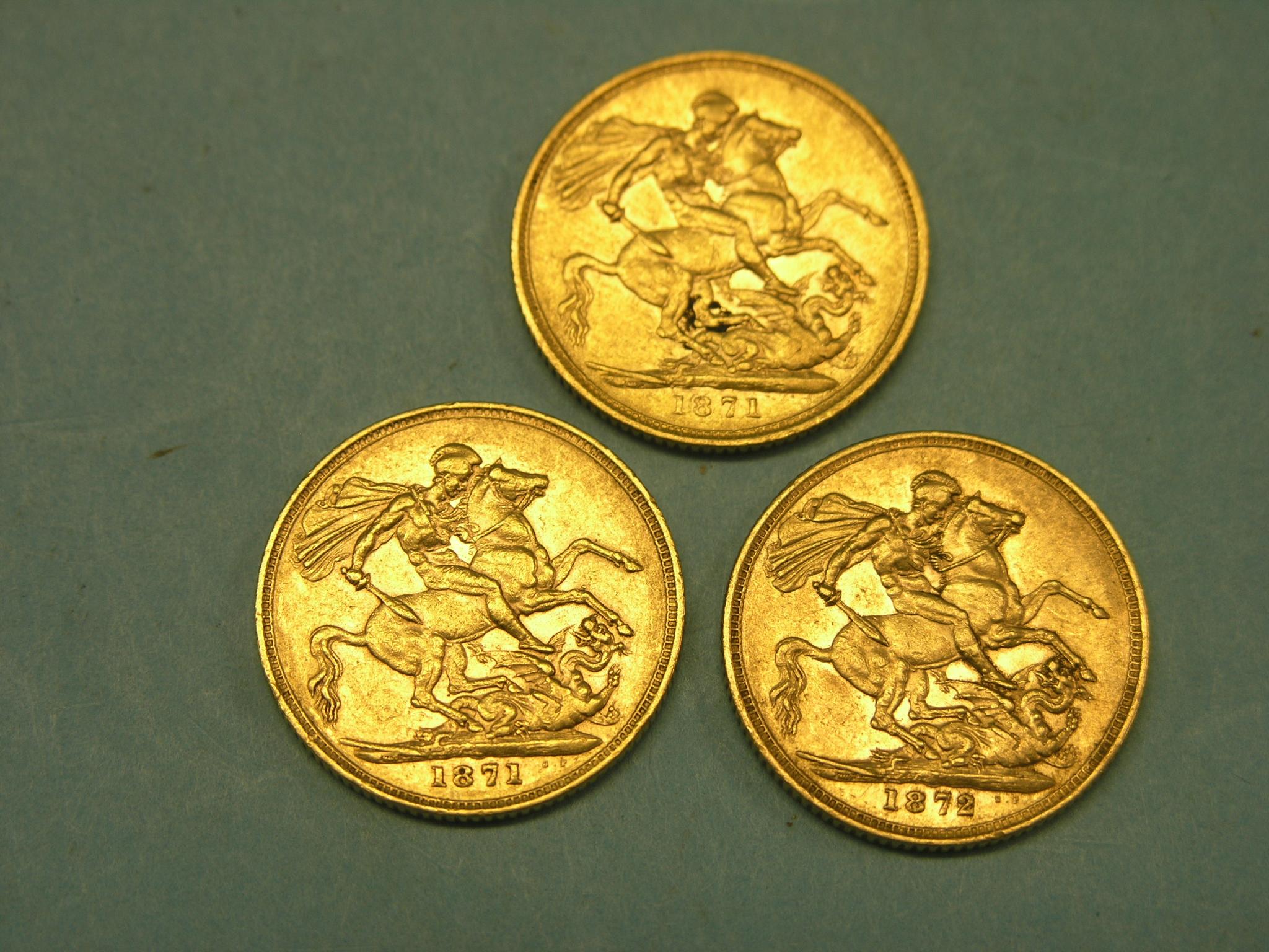 Appraisal: Three Victorian gold Sovereigns