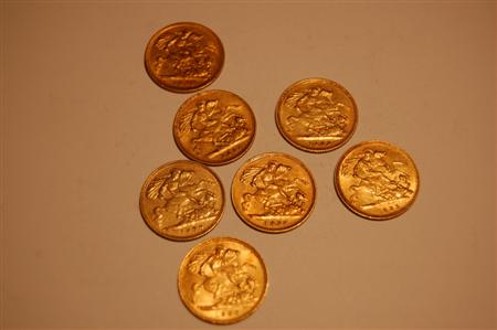 Appraisal: A group of old head Victorian half sovereigns PLEASE NOTE